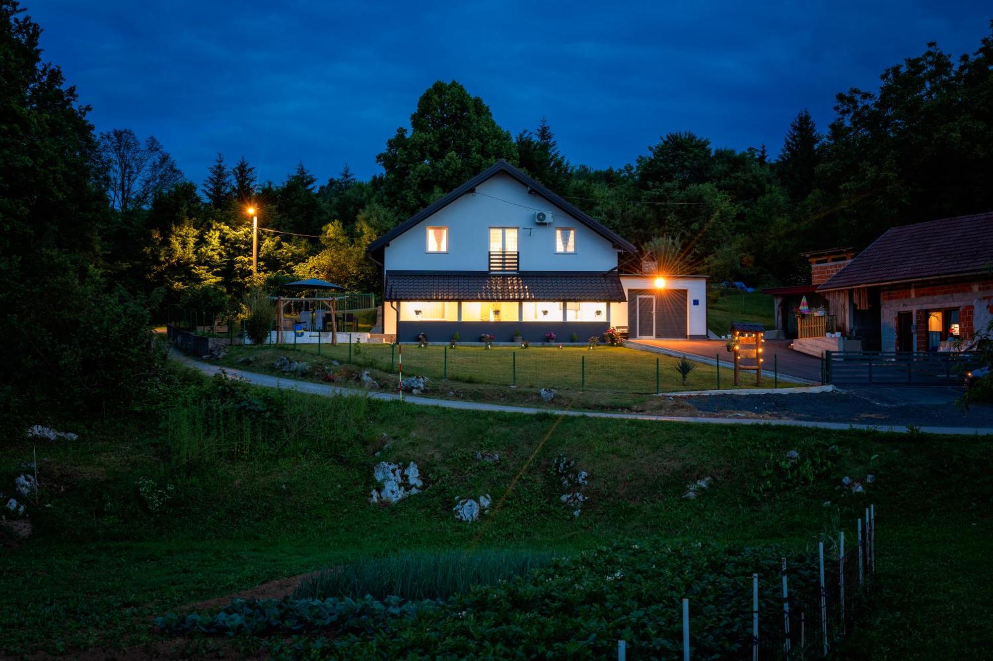 Apartman Rita Slunj Buitenkant foto