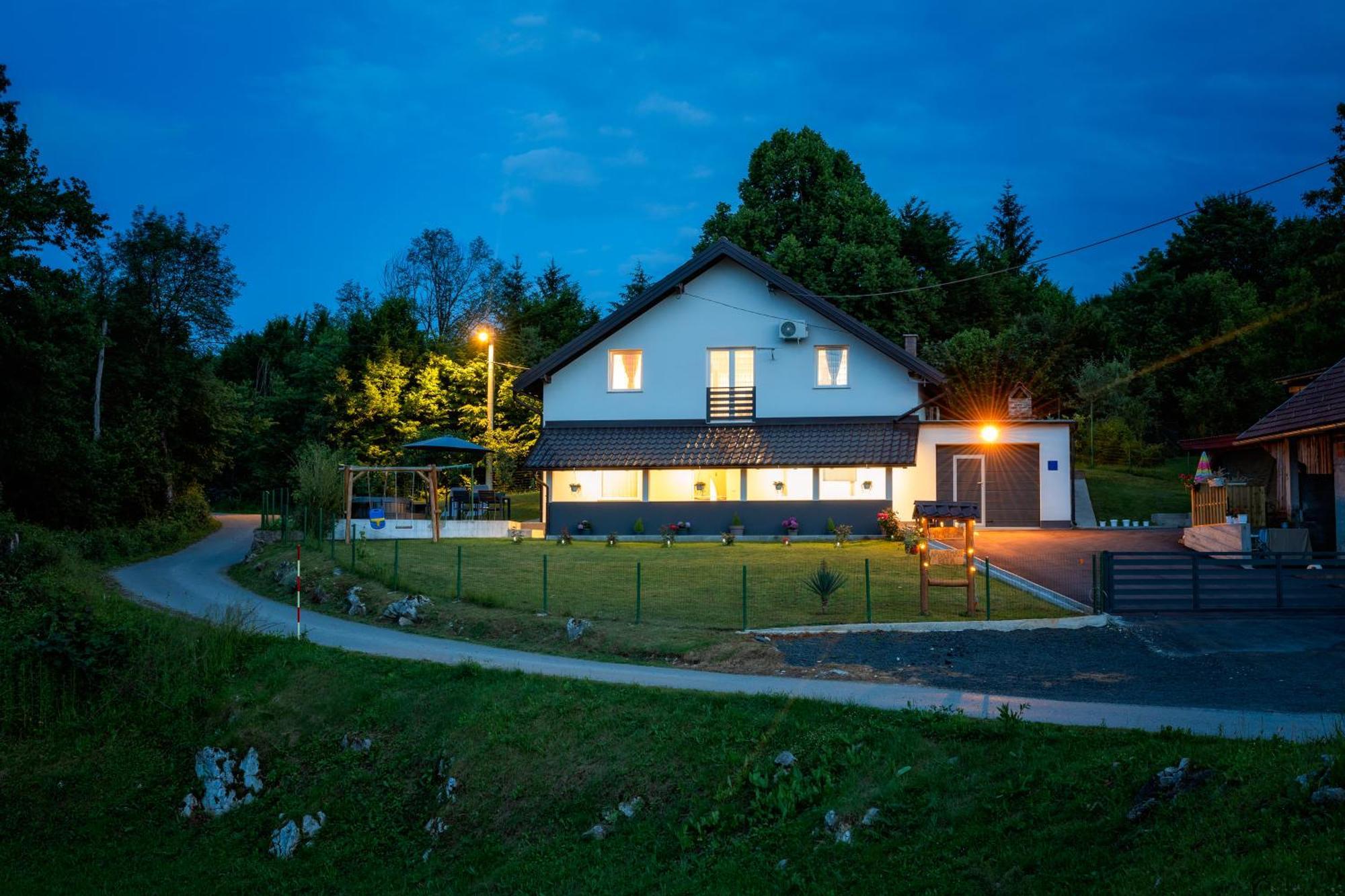 Apartman Rita Slunj Buitenkant foto