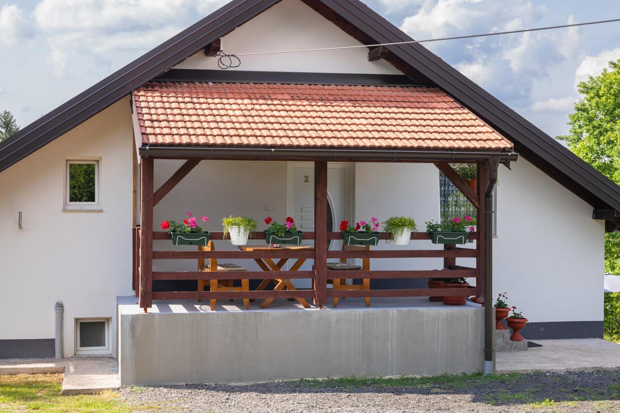 Apartman Rita Slunj Buitenkant foto