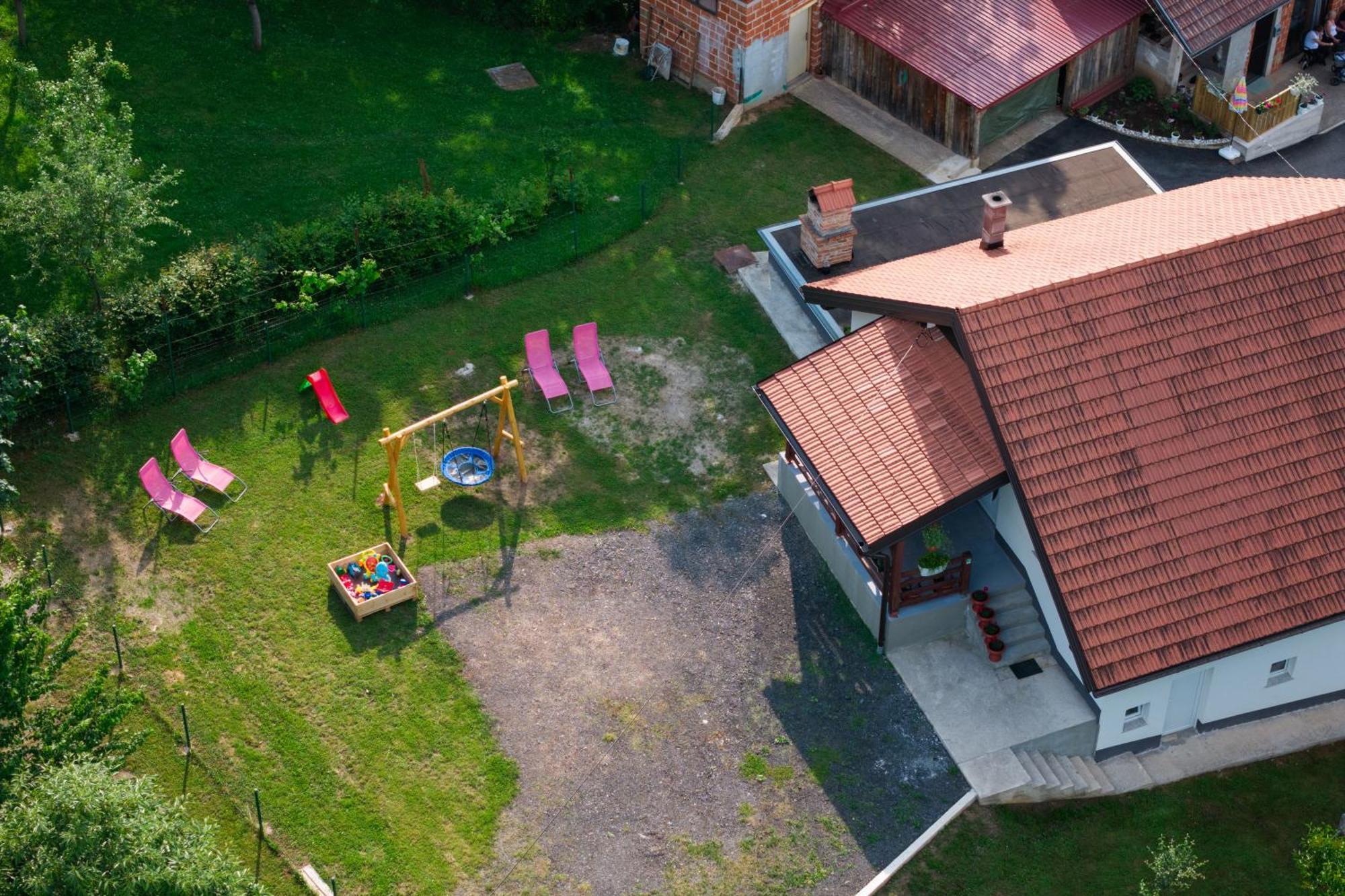 Apartman Rita Slunj Buitenkant foto