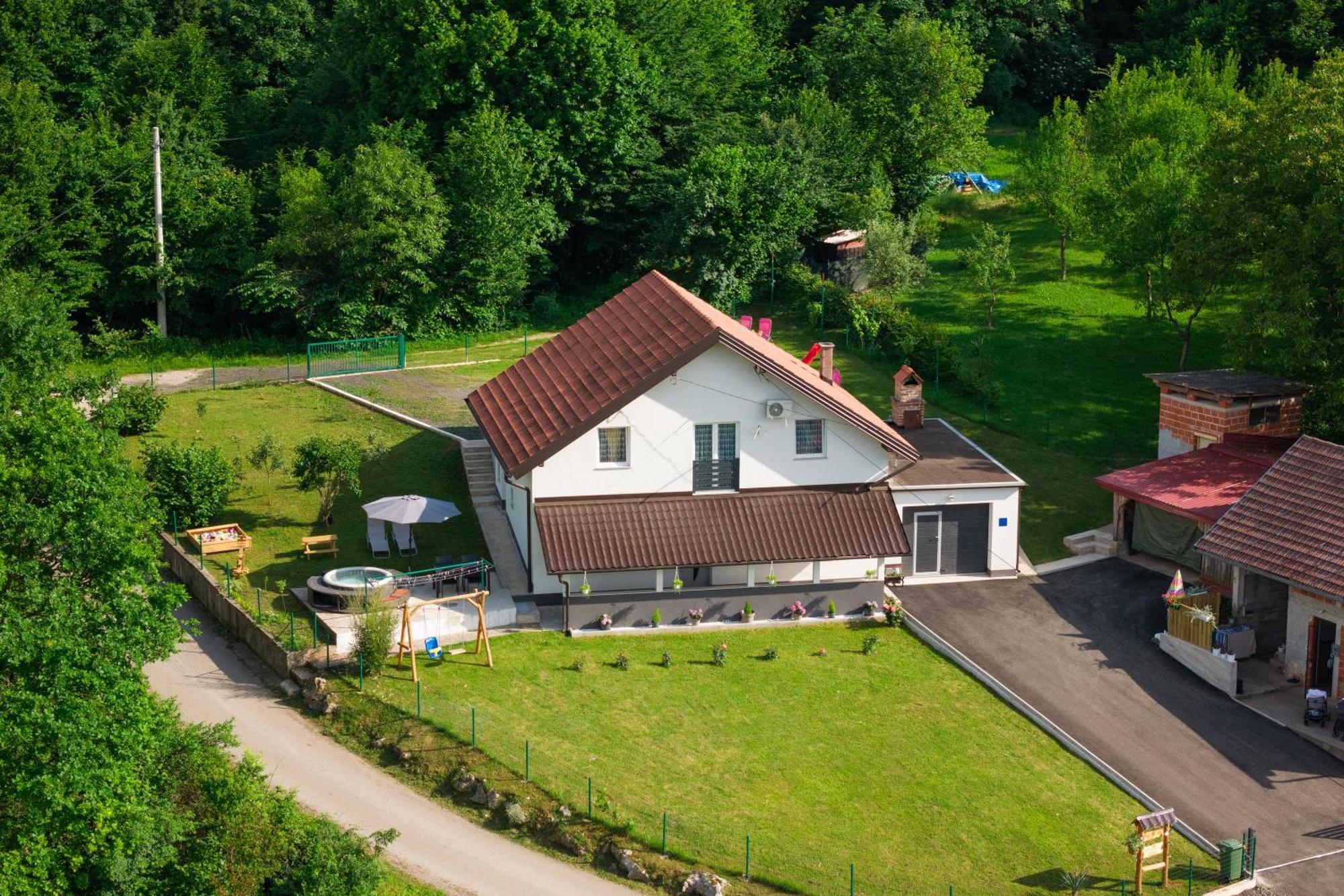 Apartman Rita Slunj Buitenkant foto