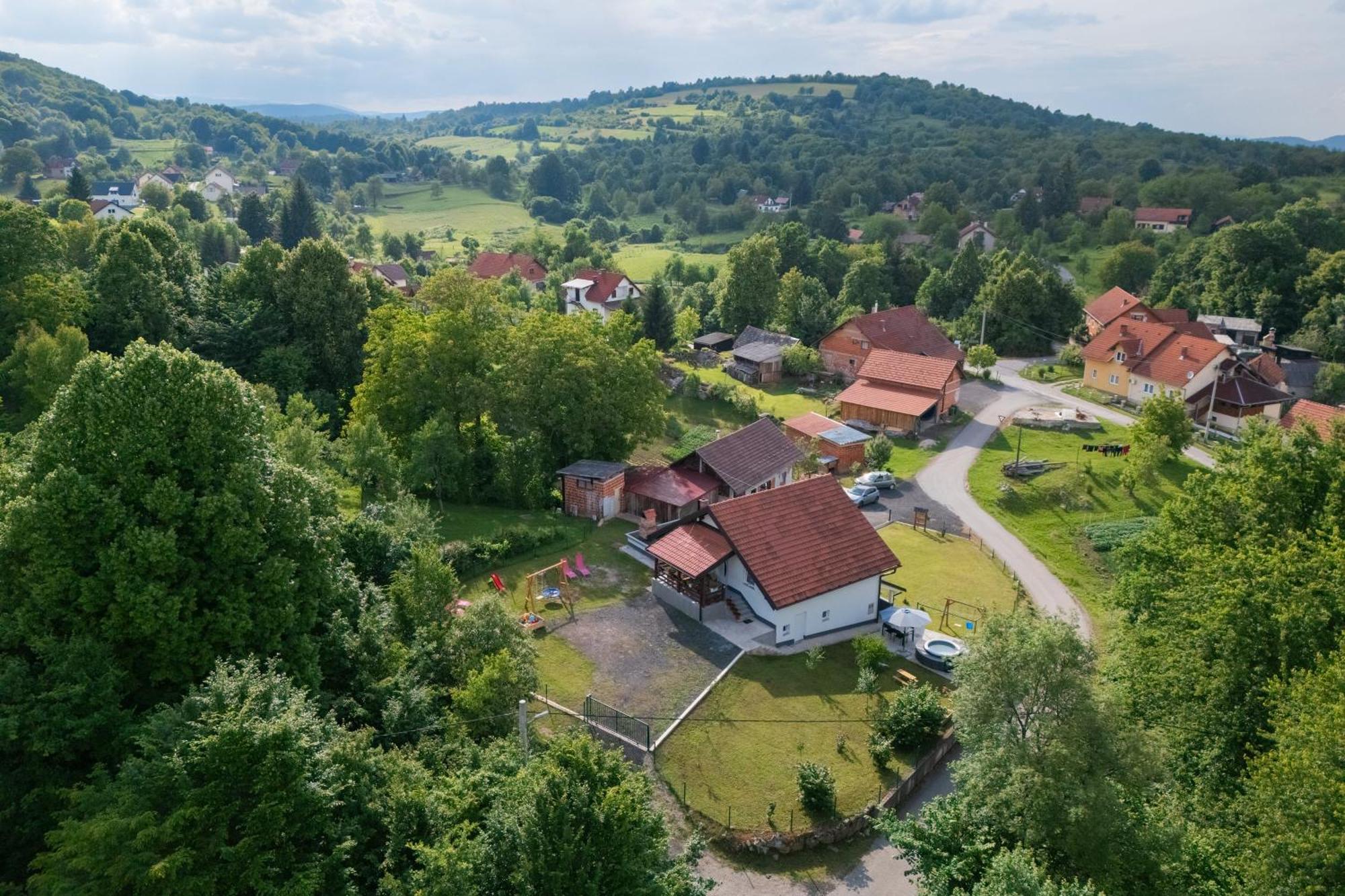 Apartman Rita Slunj Buitenkant foto