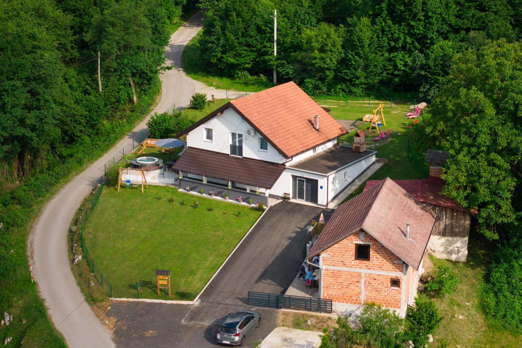 Apartman Rita Slunj Buitenkant foto